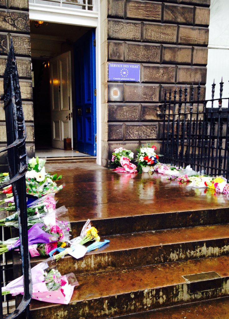 PermSecScot's tweet photo. To French Consulate in Edinburgh to sign book of condolence @scotgov #SolidariteAvecParis #paris https://t.co/4U4j3enMwC