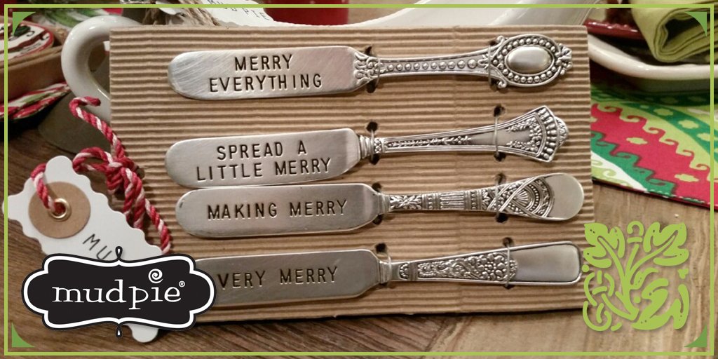CourtyardCarmi's tweet photo. Super cute set of Christmas spreaders from #MudPie. #ShopCarmiFirst 4 Christmas stuff & more. #TheCourtyardRocks https://t.co/7VFj8FWegE