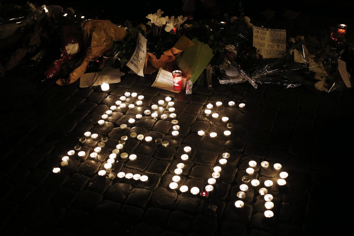 franceinter's tweet photo. VIDÉO | Serge Tisseron : "La peur rend insensible à l'autre" ► https://t.co/u7yRPy4F6V #ParisAttacks @ndemorand https://t.co/PfqBlKoAvm