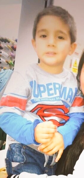 mon_u22's tweet image. #MiniKing 👑😍 Te Quiero Mucho 💗
Que Hermoso y Adorable es #AdrianitoPorcella 😻
Visitando la tienda de su Papi😘 ▶N12◀👌