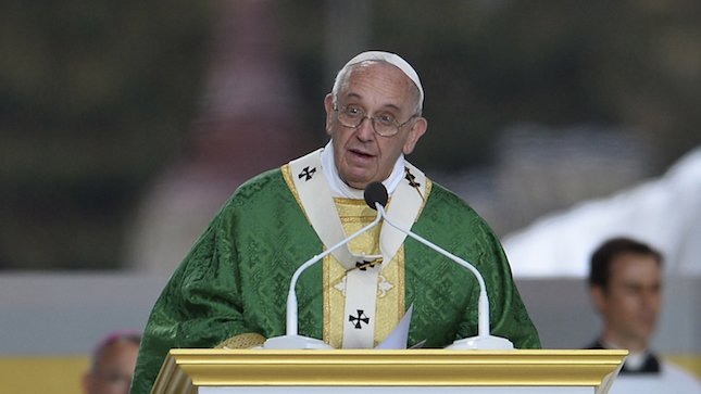 Pope Francis: Paris attacks were part of a 'piecemeal Third World War' hill.cm/81HgUBy