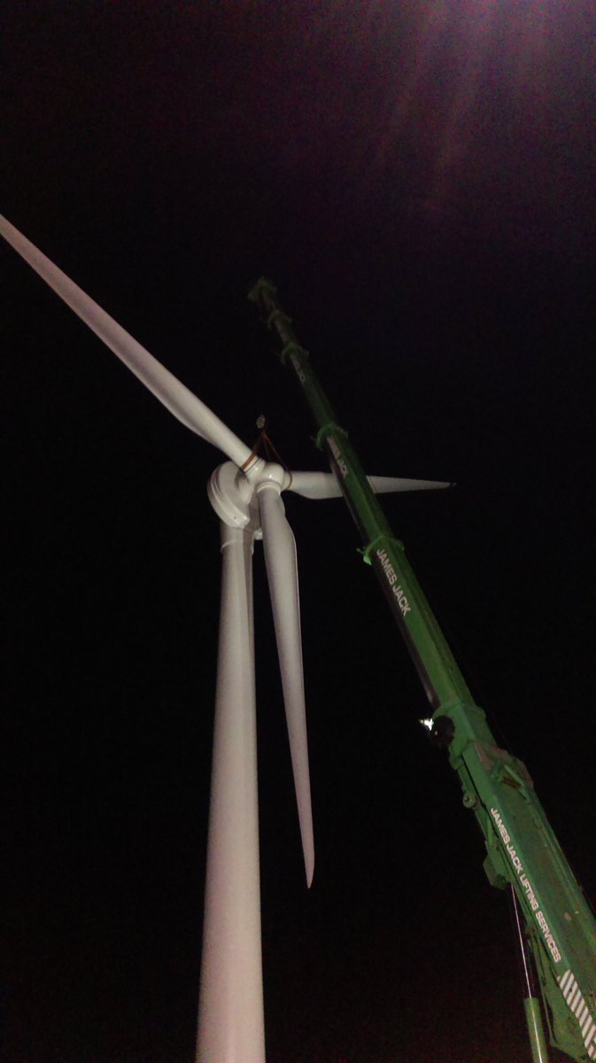 hammer_saint's tweet photo. Today's job. #loveit #cranegeek #windturbine @Ainscough_ #jamesjack https://t.co/iGBWKN5eh1
