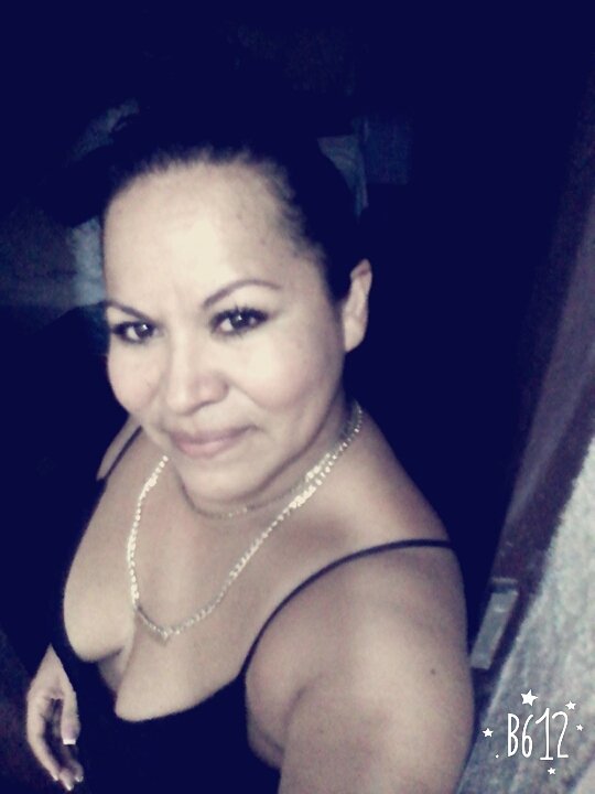 veroponce15's tweet photo. #bonito #FinDeSemana #gente #hermosa💋💋 😊 https://t.co/v69Tez2yNR