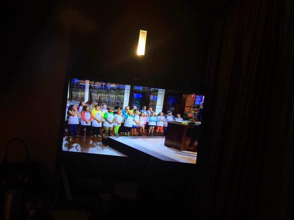 trippinsh's tweet photo. Hi @LoganJrChef my daughters and I watching you now here in Malaysia #cupcakebattle - take care chef https://t.co/TOR9kqCAE6