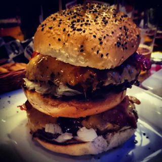 Piraniasl's tweet photo. Wrocaw Combo. Witaj soboto! Insta pic @kjarmuzek #7street #bur https://t.co/wk4br3DBwq https://t.co/e9MNHFaG4F