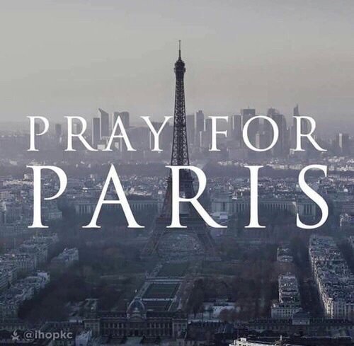 bap15p's tweet photo. #PrayForParis :*( https://t.co/eUEx0mh040