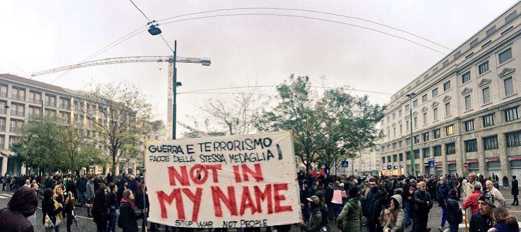 Da #Milano a #Parigi diciamo #NotInMyName guerra&amp;terrorismo sono facce della stessa medaglia! #StopWarNotPeople