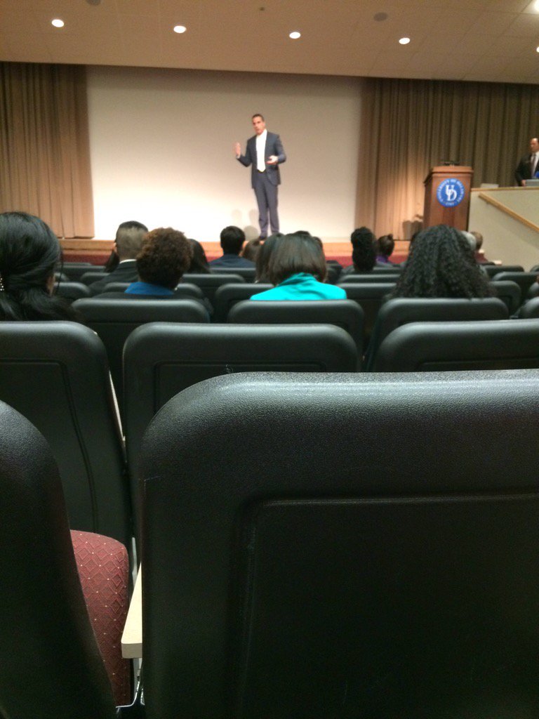 _rbweiss's tweet photo. Listening to Alex Ferrer as the keynote speaker at #UDMECC #ChapmanPR https://t.co/x5K6Fcf6Lg
