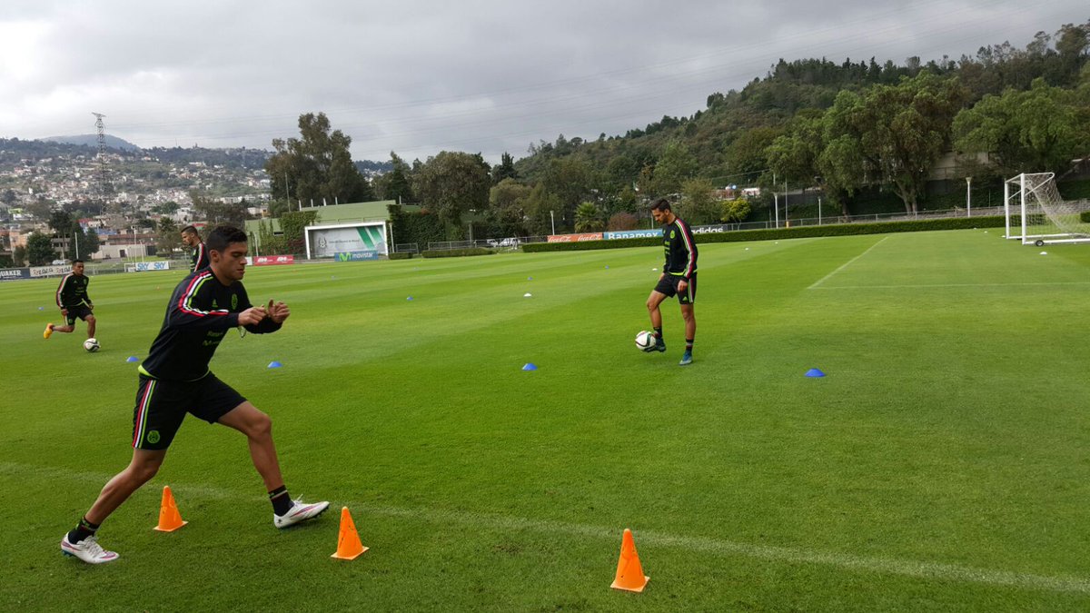 Selección Mexicana realiza trabajo regenerativo con miras a Honduras - CTyLszsU8AAUmxv