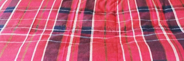 bombaflayout's tweet image. Zoe Sugg and Tanya Burr- Christmas