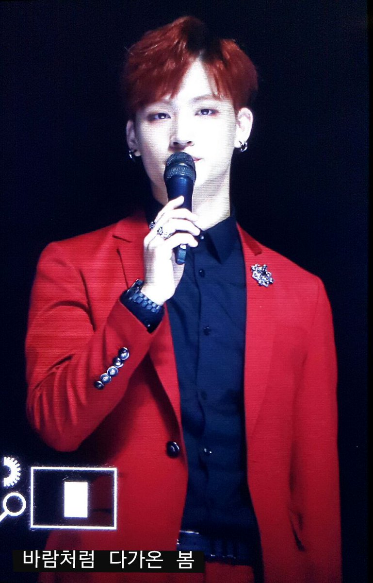 springbreeze16's tweet photo. 151114 Philippines fanmeeting 레드수트 왕자님💕 #재범 #JB #GOT7 #니가하면 #MAD ♡ https://t.co/tRXUWKbdq9