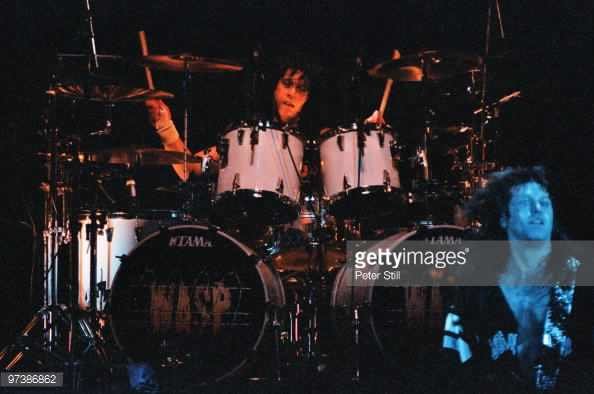 Born 14/11/51 
Happy Birthday Frankie Banali ex 