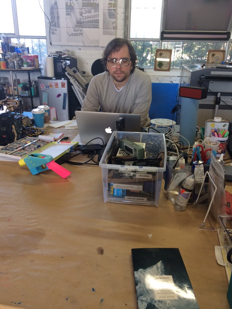 TheDowda's tweet photo. @alienate what is it? https://t.co/puuVdzbt9q