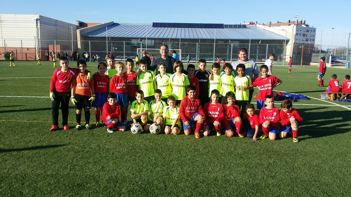 <a href="/CDSANJUANILLO/">C.D. SAN JUANILLO</a>  #vamossanjua <a href="/Cfventadebanos/">Cf Venta de Baños</a> Da retwit para ayudar a ganar el #reto #Respeto de la #copasamsung.