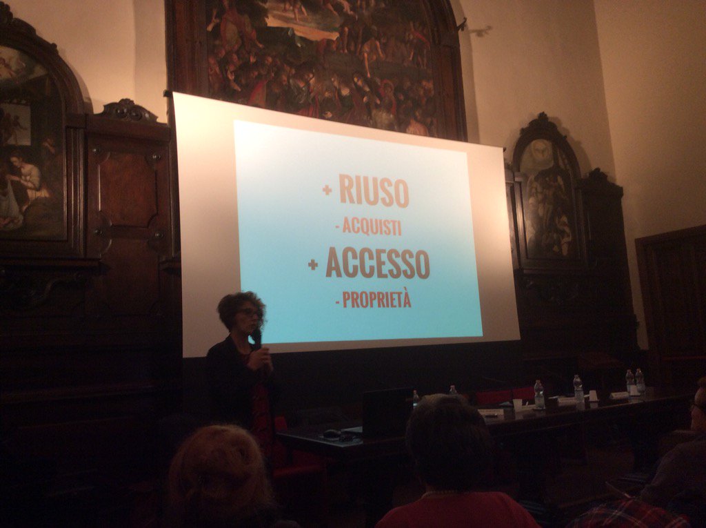 RABarozzi's tweet photo. Si parla di sharing economy alla Biblioteca Classense a #Ravenna con @lidiamarongiu per #BancaTempo @StarbeneR https://t.co/oi4WgriktB