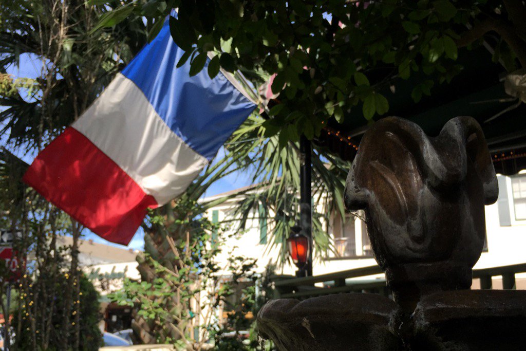 PMurphyWWL's tweet image. Praying for victims of terror attack in France. #ParisStrong