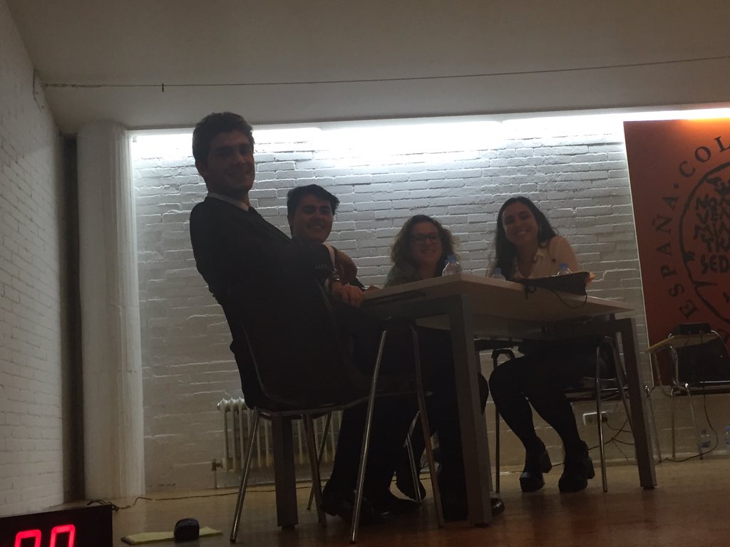 CMU_Isabel's tweet photo. Suerte, Isabelinos!!
@rbrreiro @rebecabreu @MartaAlvarezzz @enpirez https://t.co/XuJ2jTU5fv
