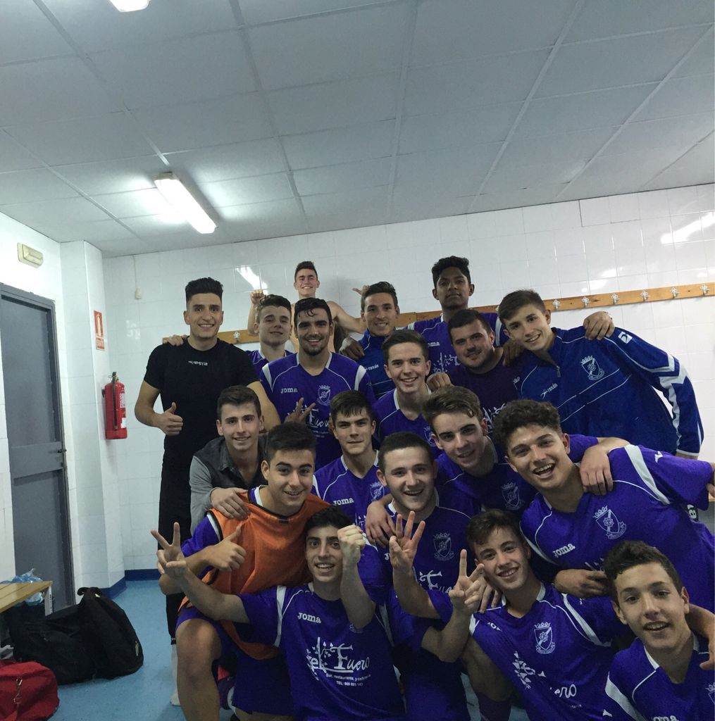 ciudaddecuenca's tweet photo. Final, Illescas 2 @ciudaddecuenca 3. Marcaron Mohorte, Cristian y Kameni. #orgullomorao https://t.co/pkG0pjZSog