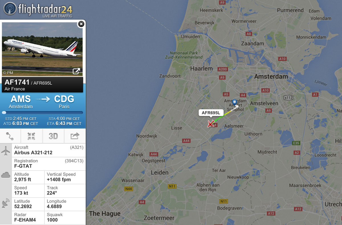 flightradar24's tweet photo. #AF1741 has departed Amsterdam for Paris after an earlier threat against the aircraft. https://t.co/r0JvXJxPg7 https://t.co/rk65mLZ6gL