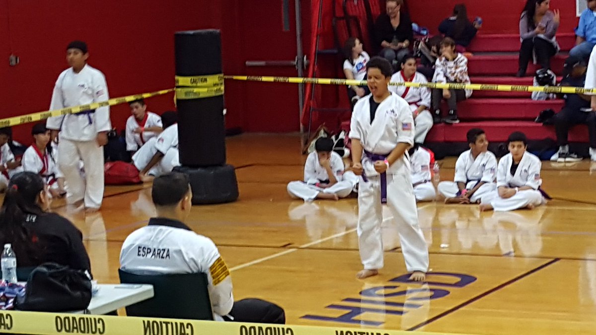 mandacm's tweet photo. #KickstartKids #FallQualifier Go Justan and the @Panther_Proud #FrankBlackMS team! https://t.co/Yo3VUZuLnv