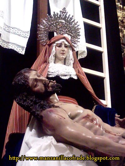 ajfs_machuca's tweet photo. Manzanilla cofrade: Solidaridad por los atentados  de París https://t.co/vX2VAHr7pY @Padre_Jesus_ @BorriquitaM https://t.co/IZIcu4ttRb