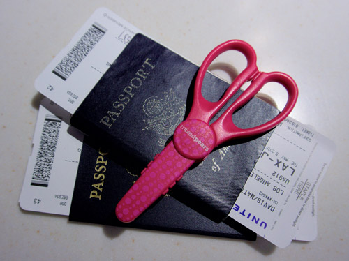 mixedpears's tweet photo. As you begin to travel this holiday season #bitesizers are sized to travel with you. https://t.co/fBhMGT87lB https://t.co/MlMjsP3WRX