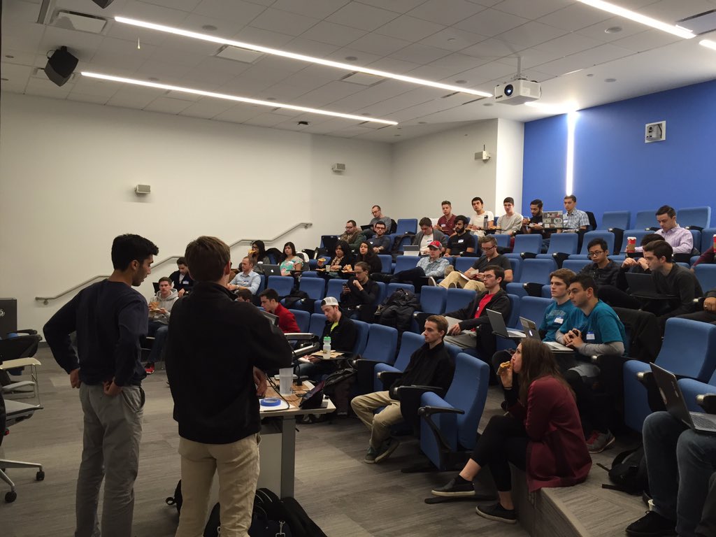eclubneu's tweet photo. Packed house for @HSCNEU's final bootcamp before #HSCDEMODAY, this MONDAY! https://t.co/dGjarHAoUk
