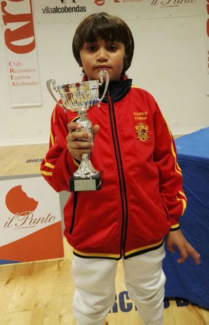 Enhorabuena a Ryan Rami por copa de ganador en la primera Liga de Madrid sub-9