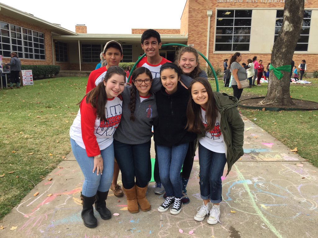 JJPStugov's tweet photo. Greenwood Hills Elementary Turkey Trot 🦃🏃🏼 https://t.co/R0EFsxWNEi