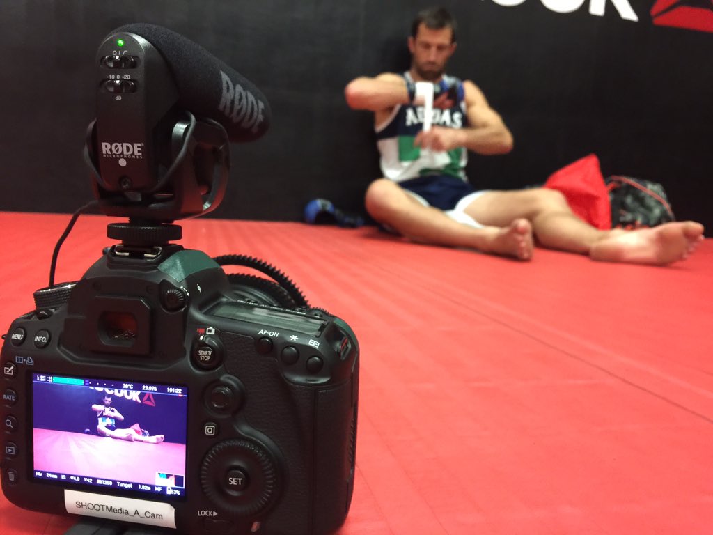 shootmediatv's tweet photo. TheSHOOT! Such great time #filming @LukeRockhold #sofocus #Determination @AKA_HQ #ufc194 @AdidasCombatUSA @akajav https://t.co/85jLGIvEaH