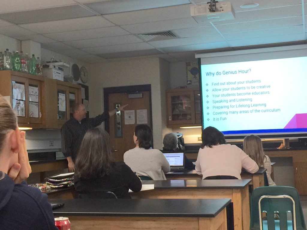 FlipConKS's tweet photo. Passionate educators at #FlipConKS. Genius Hour transforms classroom! https://t.co/itoTFSO3Xs