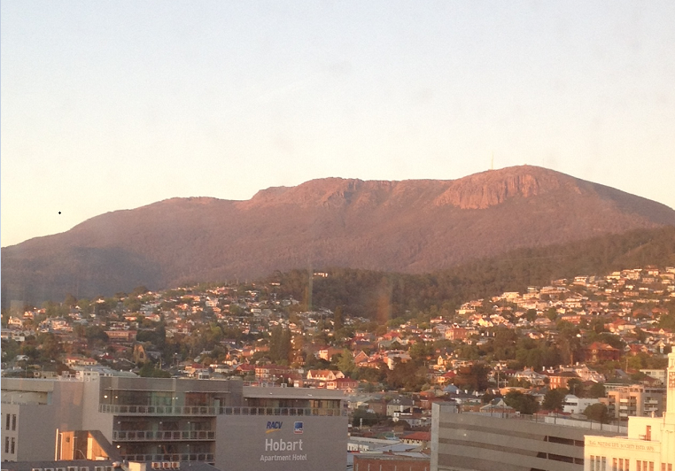 BOM_Tas's tweet photo. Perfect morning to run up a mountain! Good luck to all competitors in the #Point2Pinnacle https://t.co/mJ5FDfs2in https://t.co/BCnlYOBVwJ