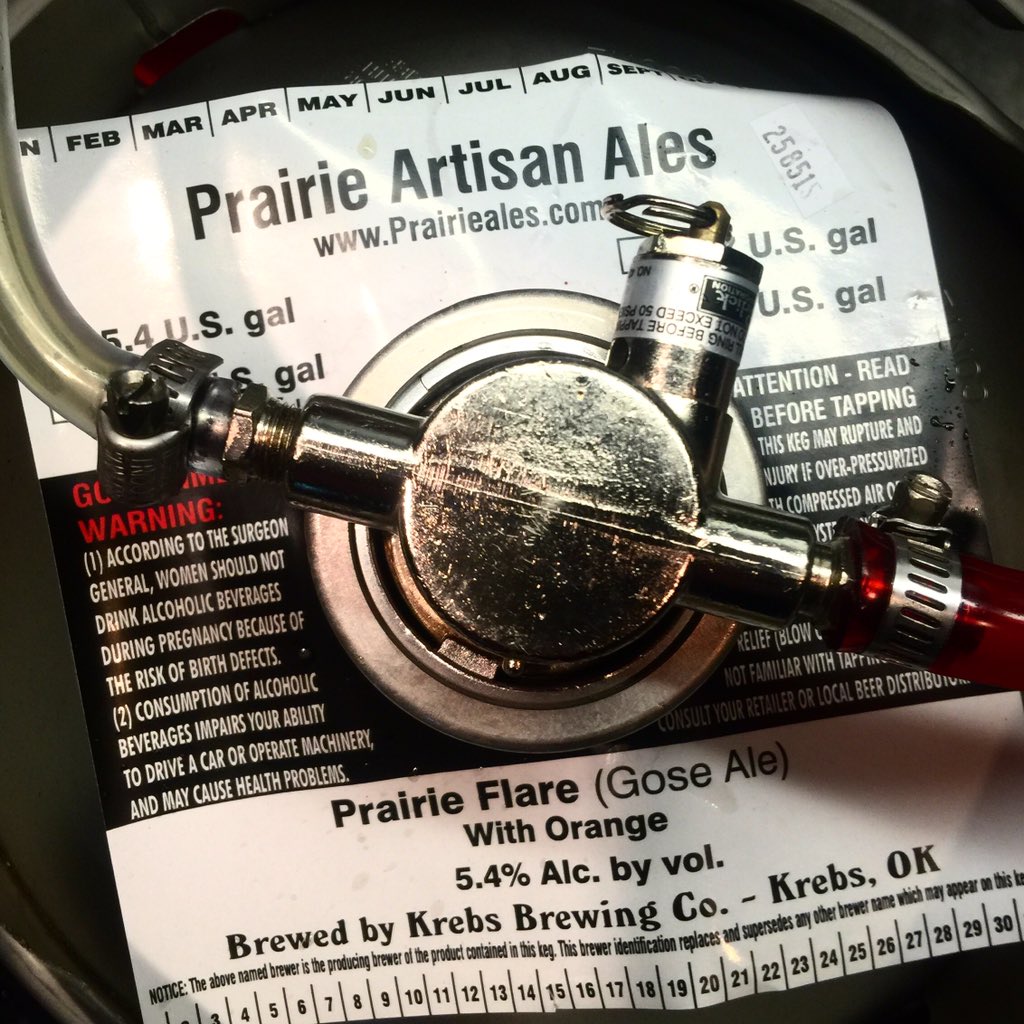 KengoToledo's tweet photo. Just put on @prairieales Flare Gose. Goes so well lol #craftbeer #toledobeer https://t.co/O3Q6lvTnUV