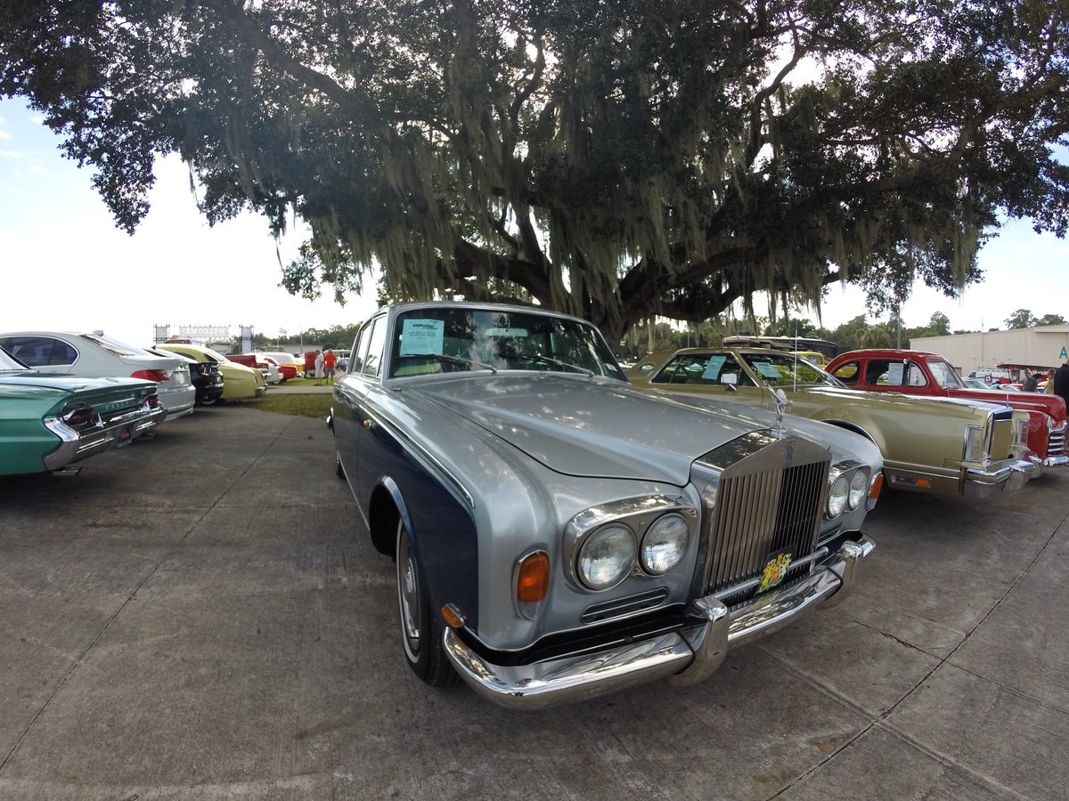 montway's tweet image. Have you seen these awesome cars at #FallAutoFest? Let us know! @CarlisleEvents #classiccar #truck #supercar #car