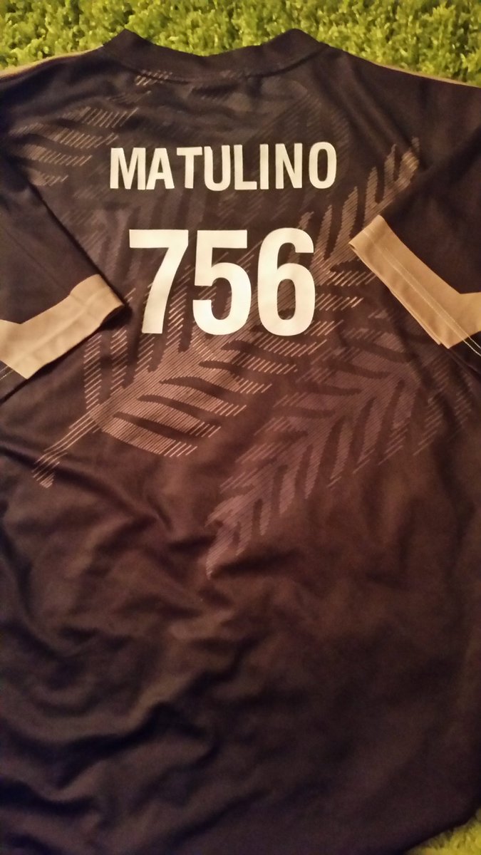 <a href="/BenMatulino/">Ben Matulino</a> Many thanks for my goodie bag Ben, boots, bag, socks, training top.  Much appreciated #topman👍☺