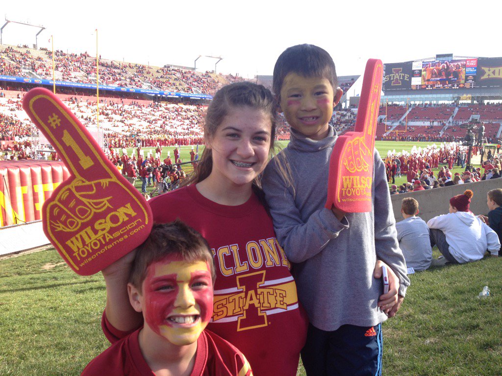 jamesjanni's tweet photo. #CyclONEnation Cardinal and Gold on a golden birthday https://t.co/cAfL9gAOMg