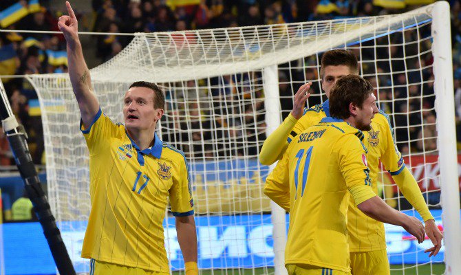 Ucrania vence 2-0 a Eslovenia en repechaje - CTzSYTPWcAIYtaV