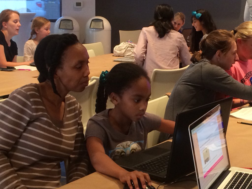 CodeCupcakesKC's tweet image. Mothers and daughters work together to build a website during #CodingAndCupcakes . What are you building today?