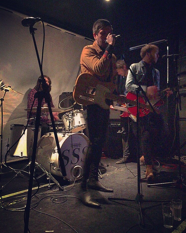 HeartRockLive's tweet photo. @Hazels_Band #heartrocklive #livemusic #newcastleupontyne #band #drums #singer #guitarists #thedogandparrot https://t.co/HHcp03aQrE