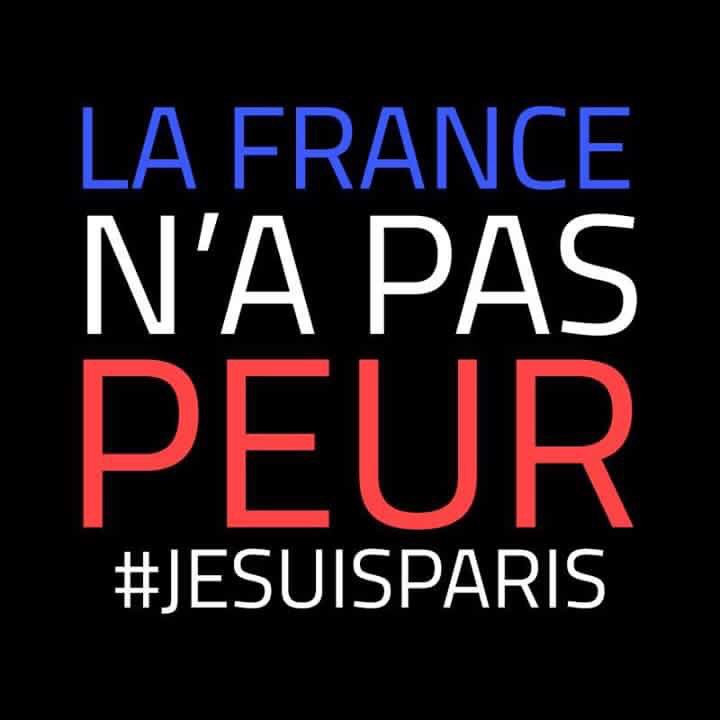 Pour les victimes et tous les blessés. Mon pays la France est forte. #Life #france #solidarité