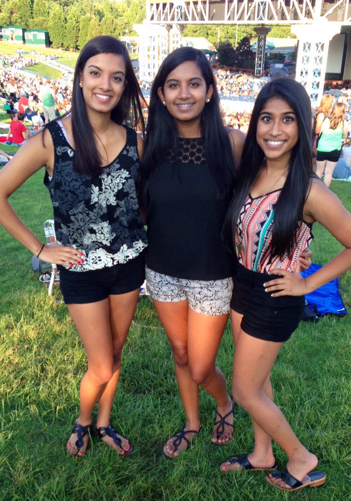 itssnehaaa's tweet photo. HBD to my fav ugly @npothireddy!! Hopefully you'll get some common sense now that you're 18 ๐๐๐ ily more than #illms https://t.co/7oZ74VsNcE