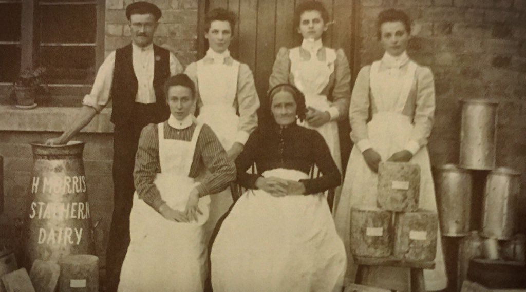 BronwenPercival's tweet image. Raw milk Stilton producers, 1897. This is not about @SticheltonDairy, it is about authenticity.