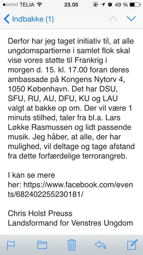 Jill_Chilli's tweet photo. Venstres Ungdom viser vores støtte til Frankrig 🙊 https://t.co/m29NPDe22L