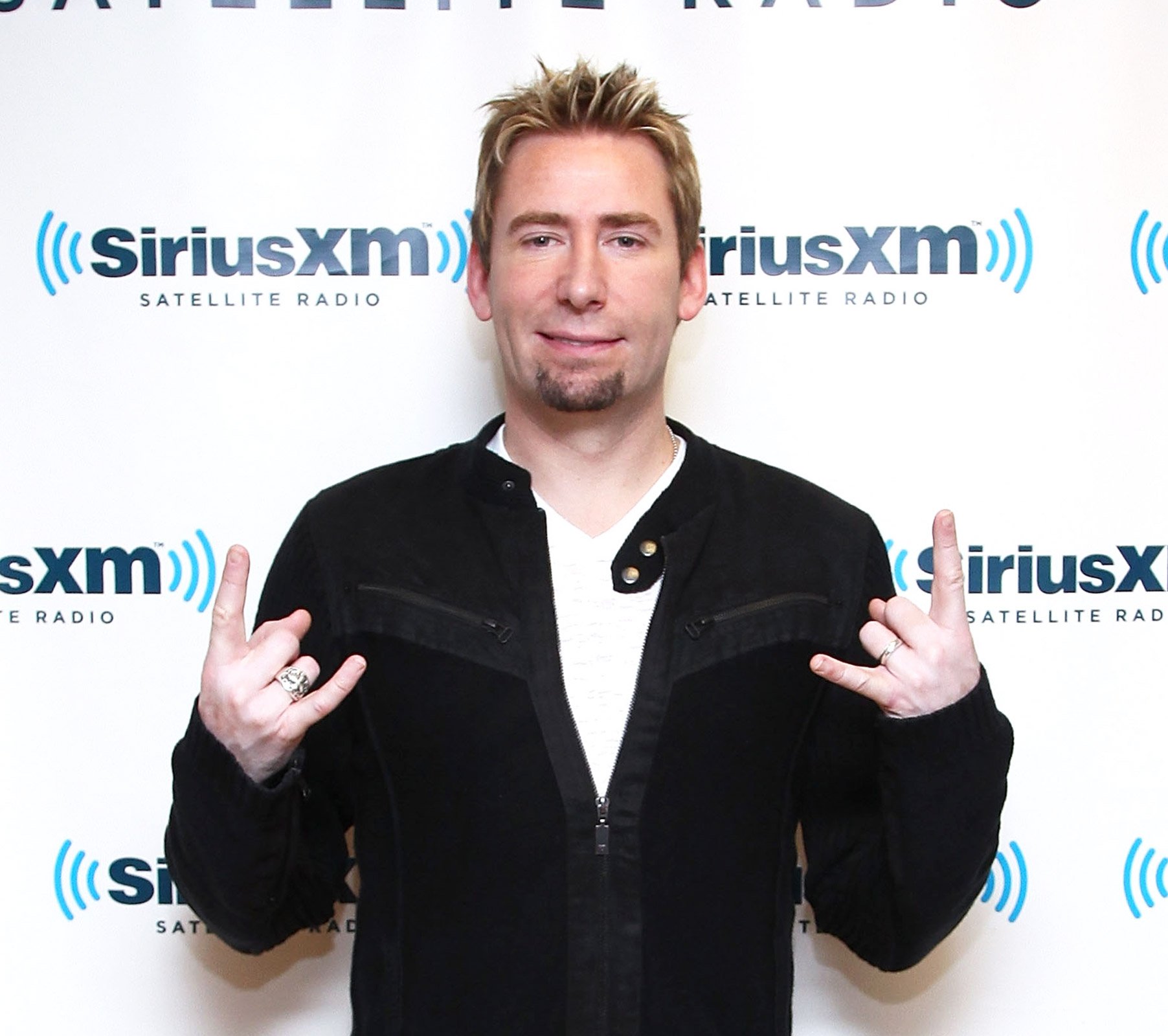 [WOW] Happy 41st birthday Chad Kroeger! Sukses ya! :) |  