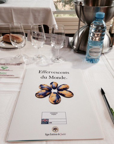 Tony_Milanowski's tweet photo. Ready for another days judging at #EDM15. Wonder what Sparkling wines the wine students and I will taste today https://t.co/hks87U5tKe