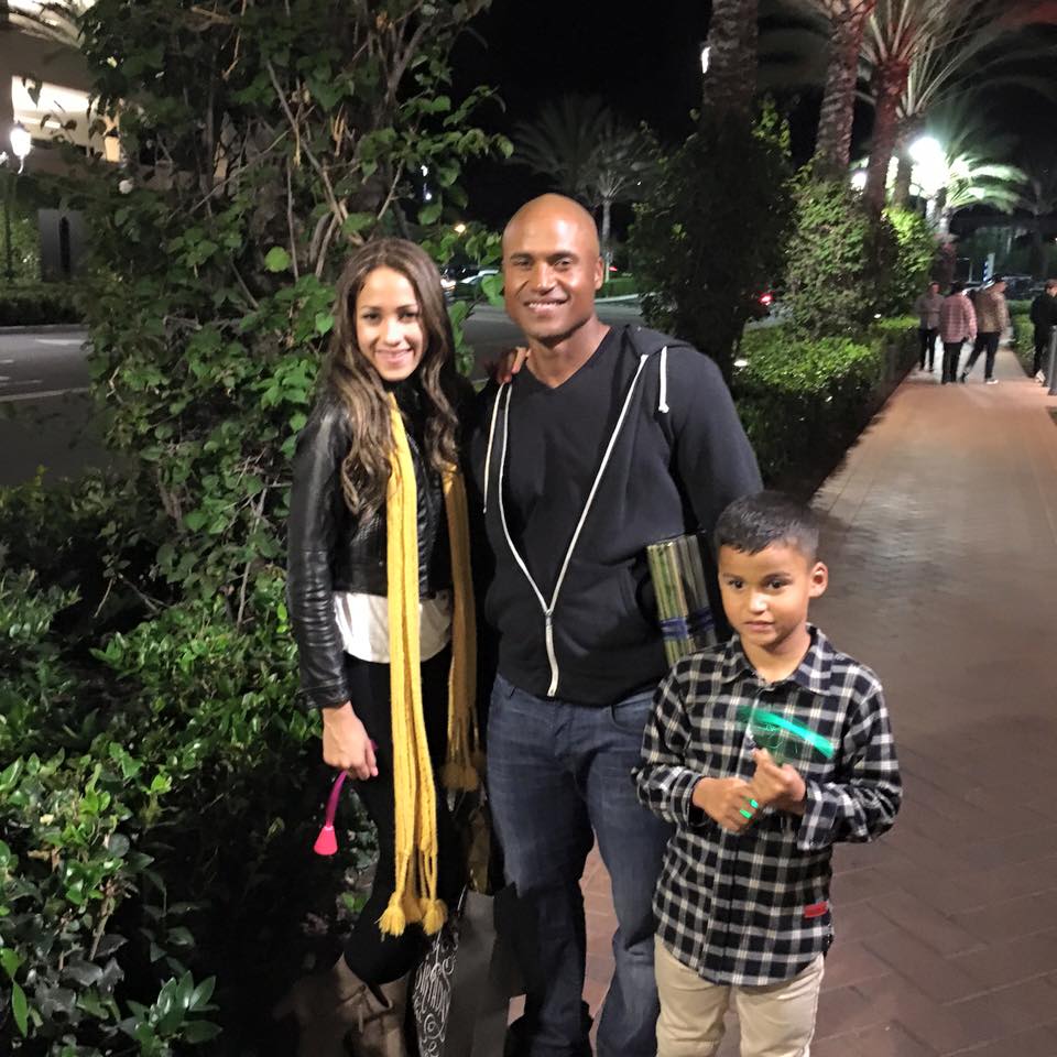 Happy 40th birthday to the father of the best singer that exist    