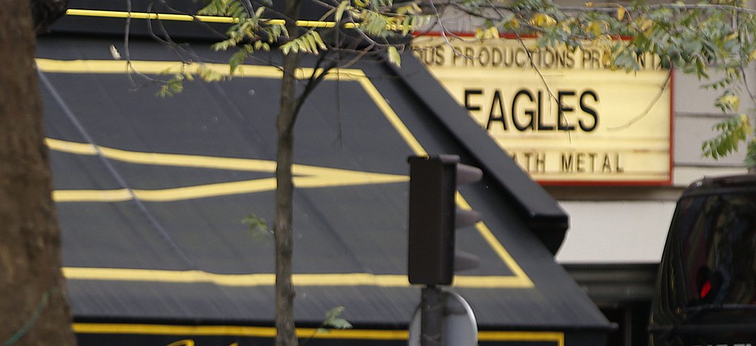 Pour Daech, attaquer la culture et le Bataclan n'a rien d'anodin slate.fr/story/109975/d…