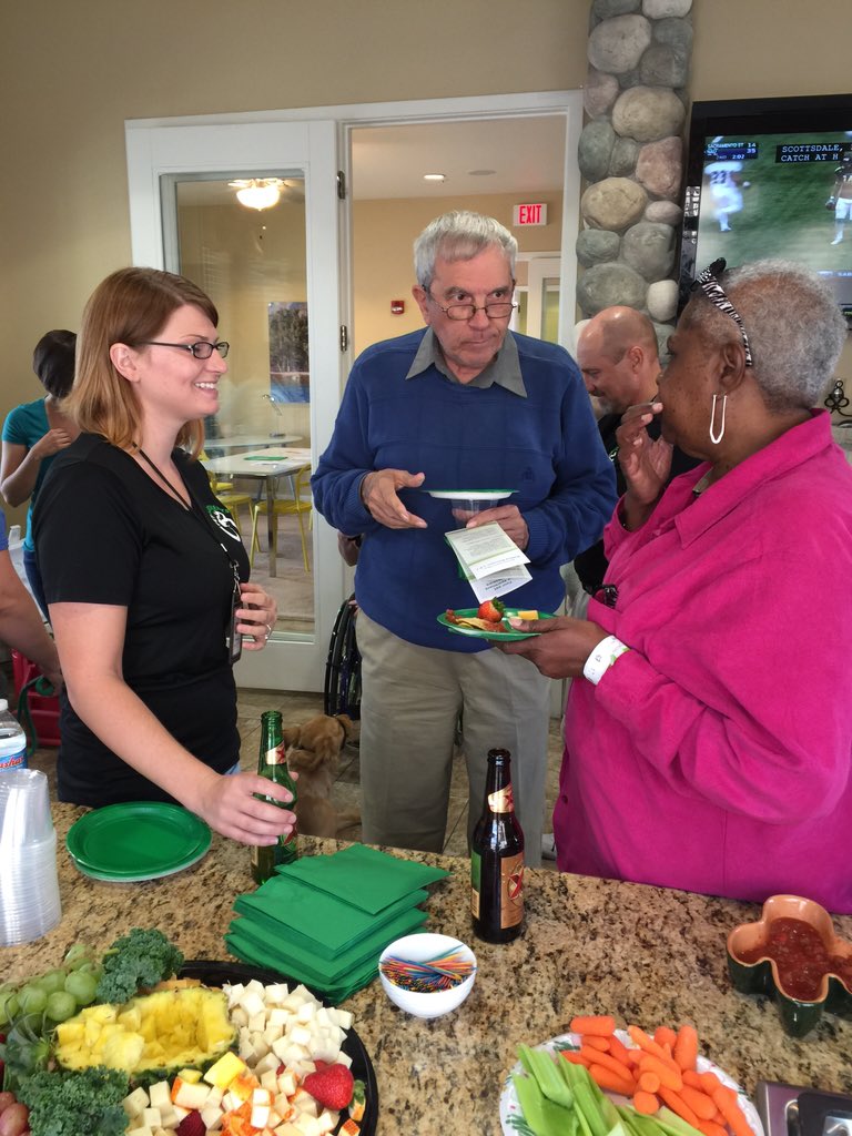 MCLifeRocks's tweet image. Join us! Happy Yappie Hour 3-5p  #CreeksideApartments 9971 E.Speedway, #Tucson hosted by @PETPARTMENTS #MCLifeRocks