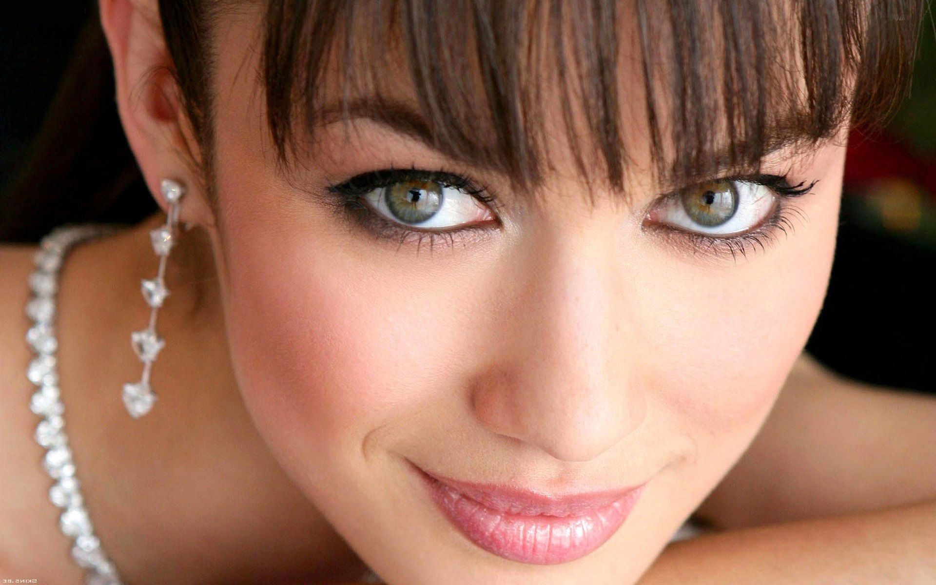 Antes de que acabe el día quiero felicitar a Olga Kurylenko que cumple hoy 36 años
Happy birthday 