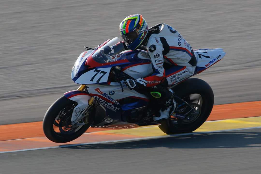 Carrera de MaxiScheib el domingo en Valencia Hora Chilena 9:00 am
youtu.be/-6ZgD_xox_k
Gas #77 @RevistaMoto100